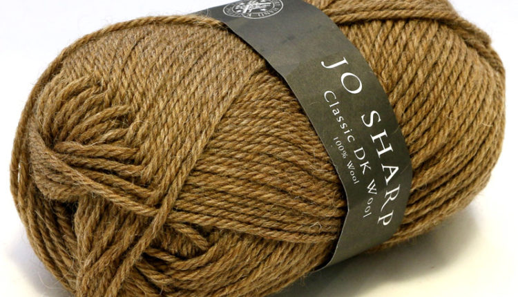 Classic DK Wool - Heather - Oak (910) - 50 g